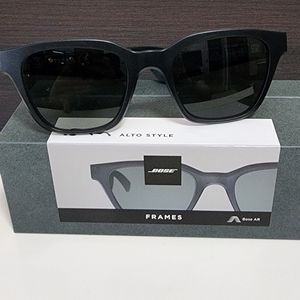 Bose Frames Alto Classic Bluetooth Audio Sunglasses - Large